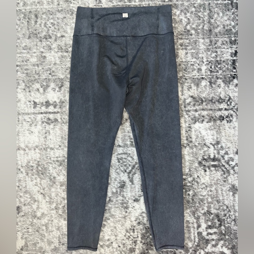 Vuori Washed Studio Legging